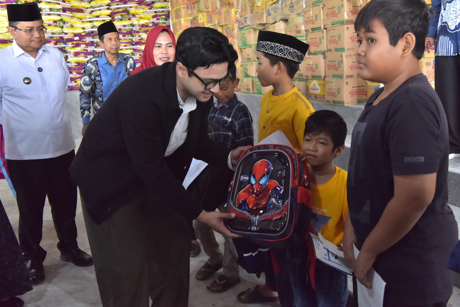 12.000 Paket Sembako untuk Warga Kurang Mampu di Kota Jambi