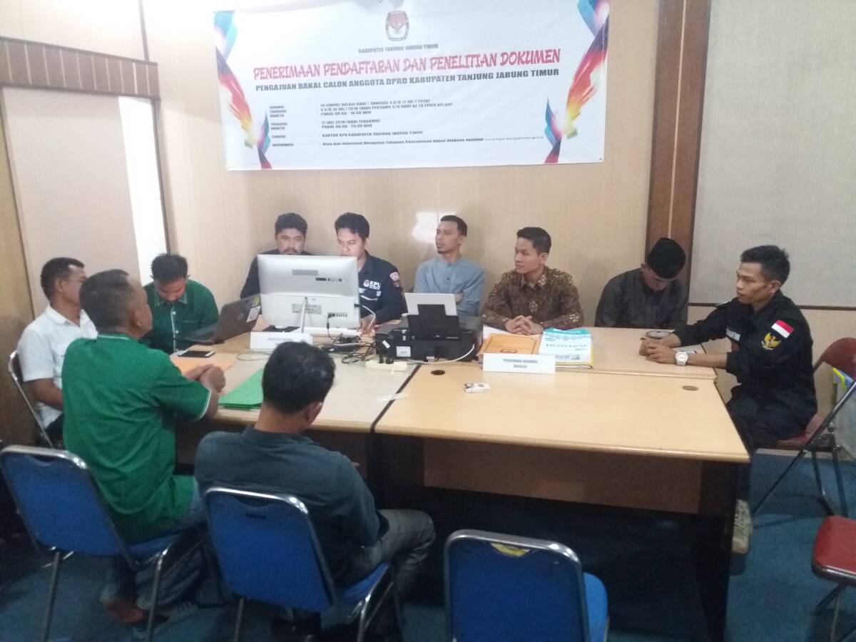 14 Parpol Ajukan Bacaleg di KPU Tanjabtim