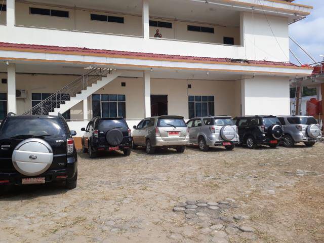 20 Anggota DPRD Kembalikan Mobnas