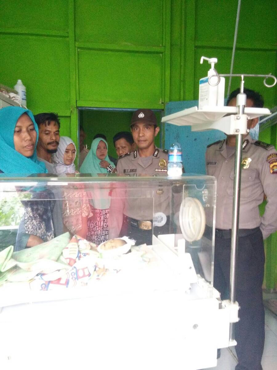 24 Jam Bertahan, Bayi Malang hembuskan Nafas terahir.