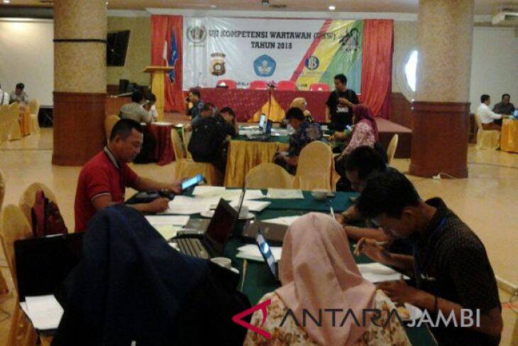 37 Pewarta Di Jambi Lulus Uji Kompetensi