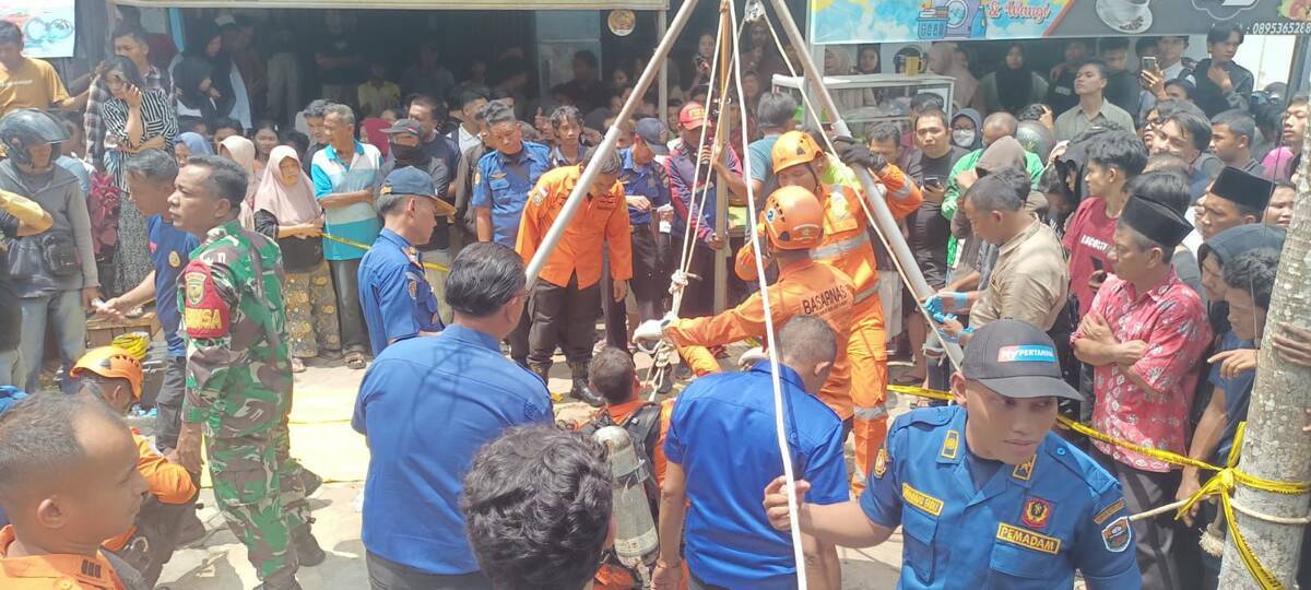 4 Orang Tewas Terjebak di Sumur Perumahan Valencia 