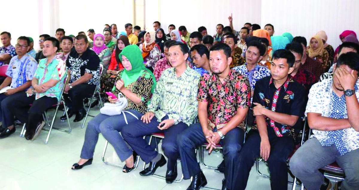 42 Honorer Dirumahkan