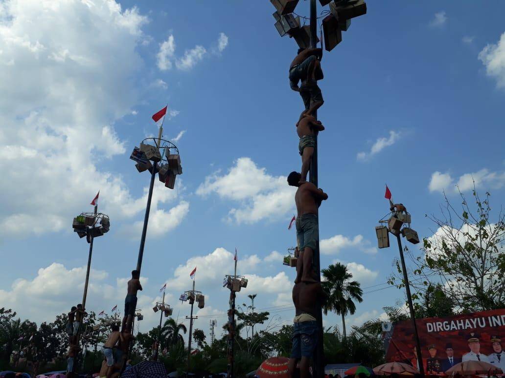45 Batang Pinang Ramaikan HUT RI 74 di Batanghari