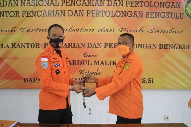 Abdul Malik dan Ibnu Harris Tukar Posisi