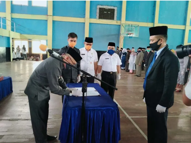 Adirozal Lantik Ratusan Kepsek di Tengah Pandemi