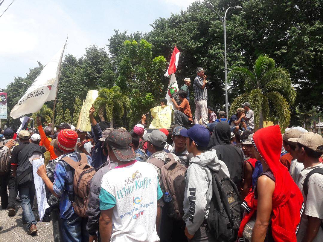 Akhirnya Azhari CS Perambah TNKS Ditetapkan Tersangka