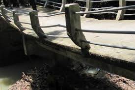 Akses Dua Desa Terganggu Akibat Jembatan Rusak