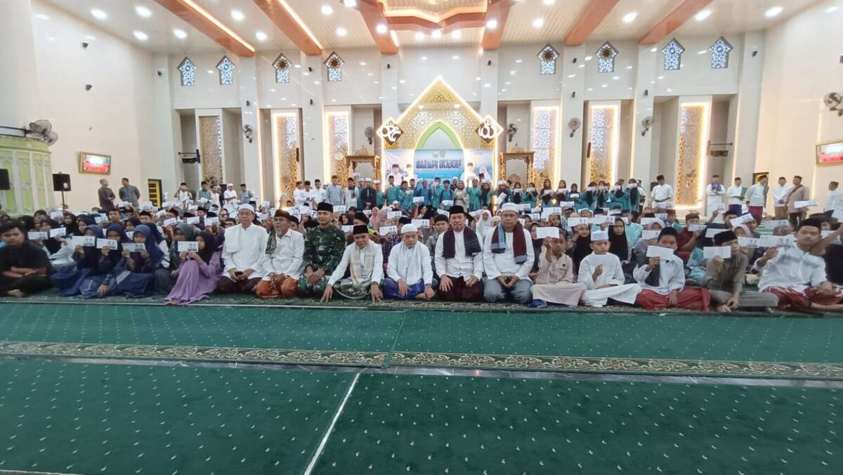 Al Haris Ajak Generasi Muda Cinta Masjid dan Berikan Bantuan Pendidikan Siswa Kurang Mampu