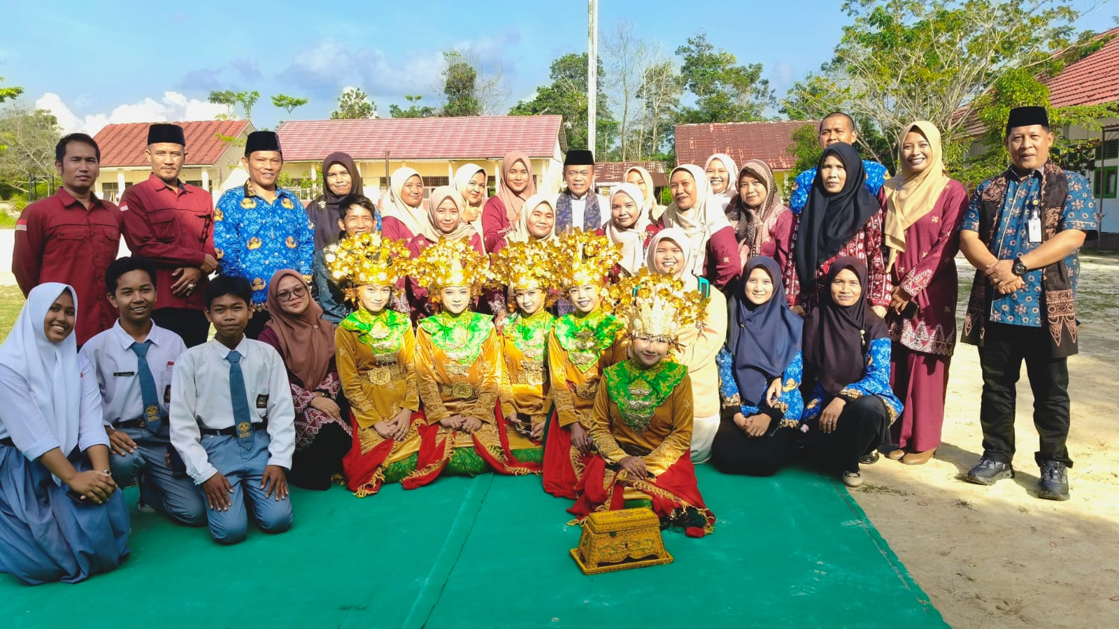 Al Haris Kunjungi SMKN 7 Tanjab Barat