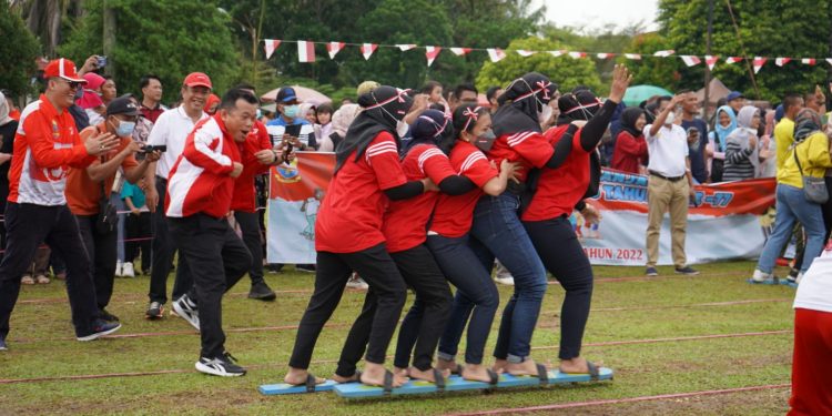 Al Haris Lepas Jalan Santai