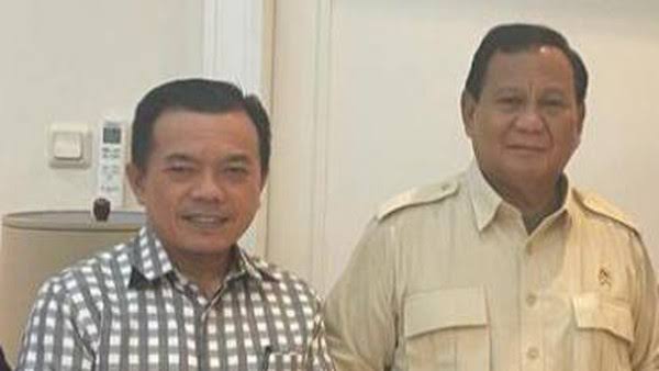 Al Haris Tepuk Dada Dengar Omongan Zulhas ke Prabowo, Romi Tepuk Jidat