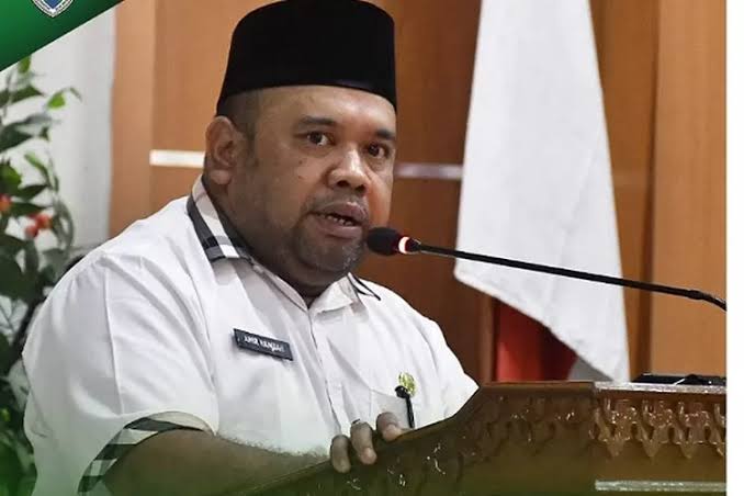 Amir Hamzah: Kata-kata Bupati Merajuk Itu Hoax, SK Tetap Dibagikan