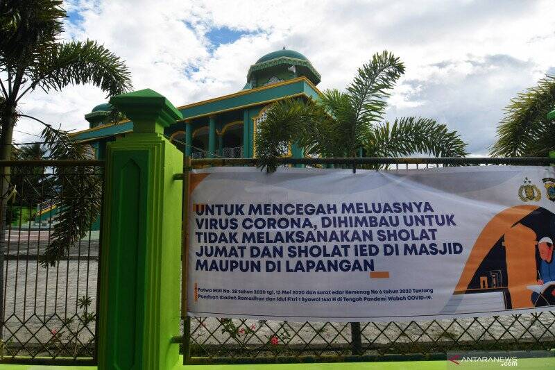 Aparat Jangan Membubarkan Orang Salat Id
