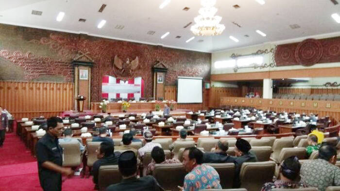 APBD Jambi 2019 Diperkirakan Defisit Rp 195 Miliar