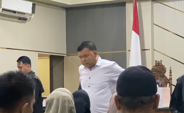 Babak Baru Kasus Catut Nomor Ijazah SMP Perwira TNI, Amrizal Anggota DPRD Jambi Harus Pasrah Lebaran Dalam Penjara