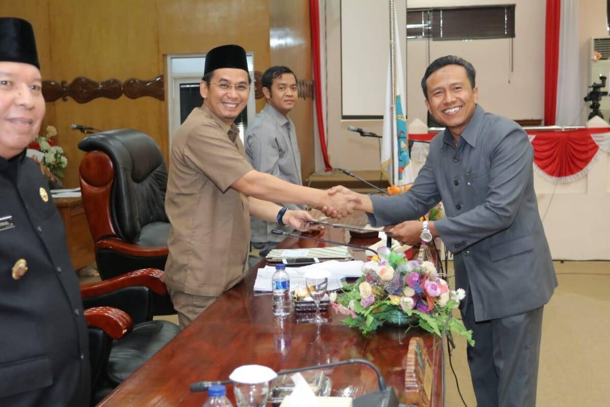 Bahas Enam Raperda DPRD Bentuk Pansus