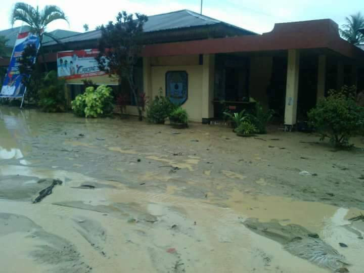 Banjir Bandang Hantam Beberapa Kantor di SPN