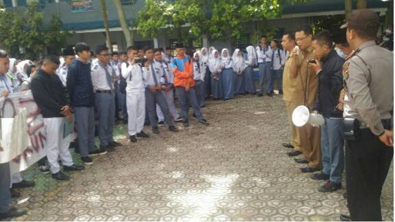 Banyak SMA di Kota Jambi Jumlah Murid Lebihi Kuota