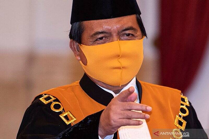 Baru Dua Pekan Dilantik Ketua MA Ngeluh, Kok Bisa?