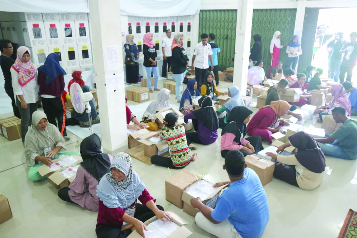 Belasan Ribu Surat Suara di Tanjabbar Rusak