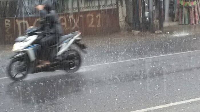 BMKG Mengeluarkan Peringatan Dini Hujan Disertai Angin