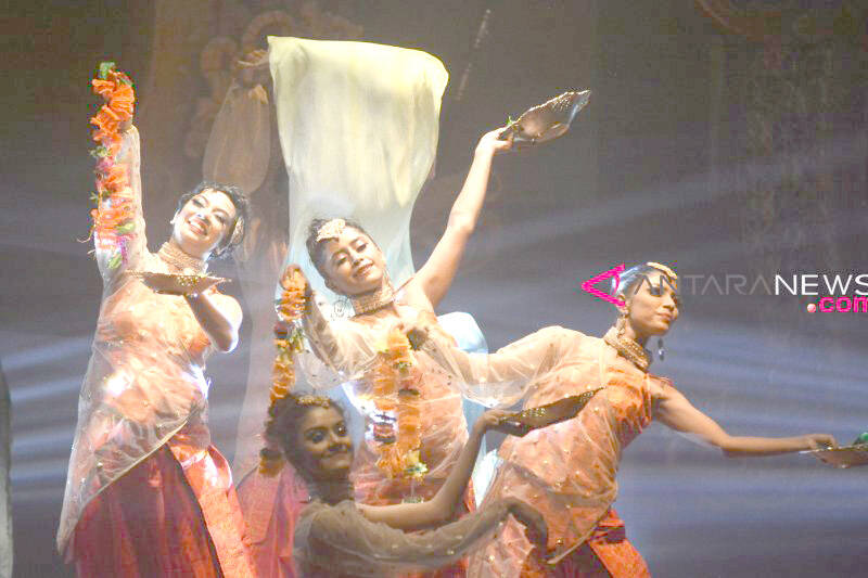 “Bollywood Night Party” Hadirkan Budaya India di Taman Budaya Jambi