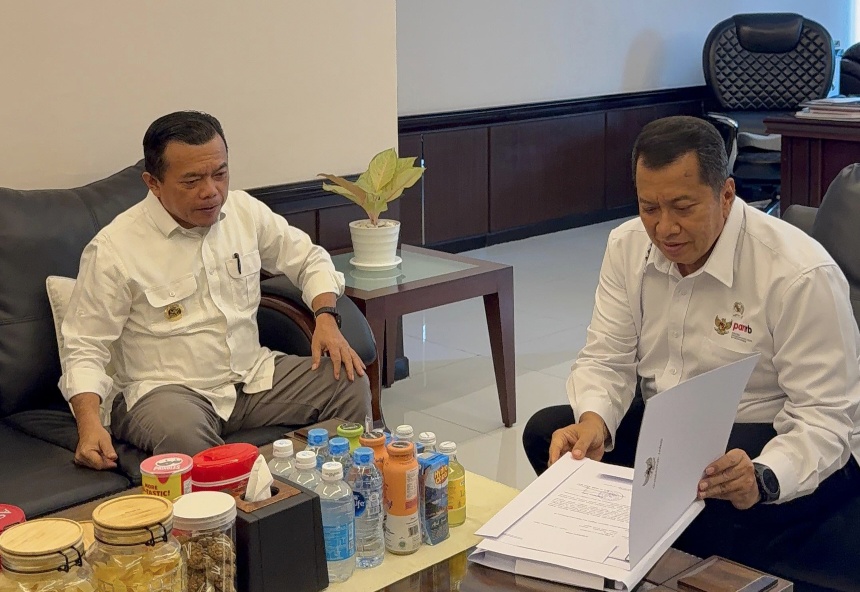 Bukan Janji Palsu Apalagi Manis! Gubernur Al Haris Buktikan Nasib Tenaga Honorer Pemprov Jambi 