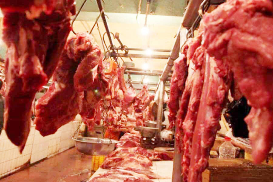 Bulog Jambi Siapkan 15 Ton Daging Beku