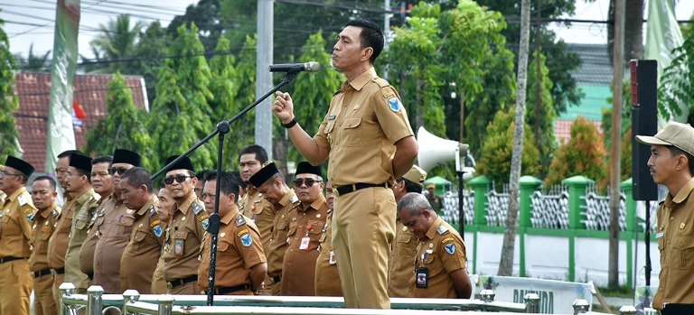 Bupati Batang Hari Tegaskan Disiplin Waktu dan Kerja Harus Ikhlas