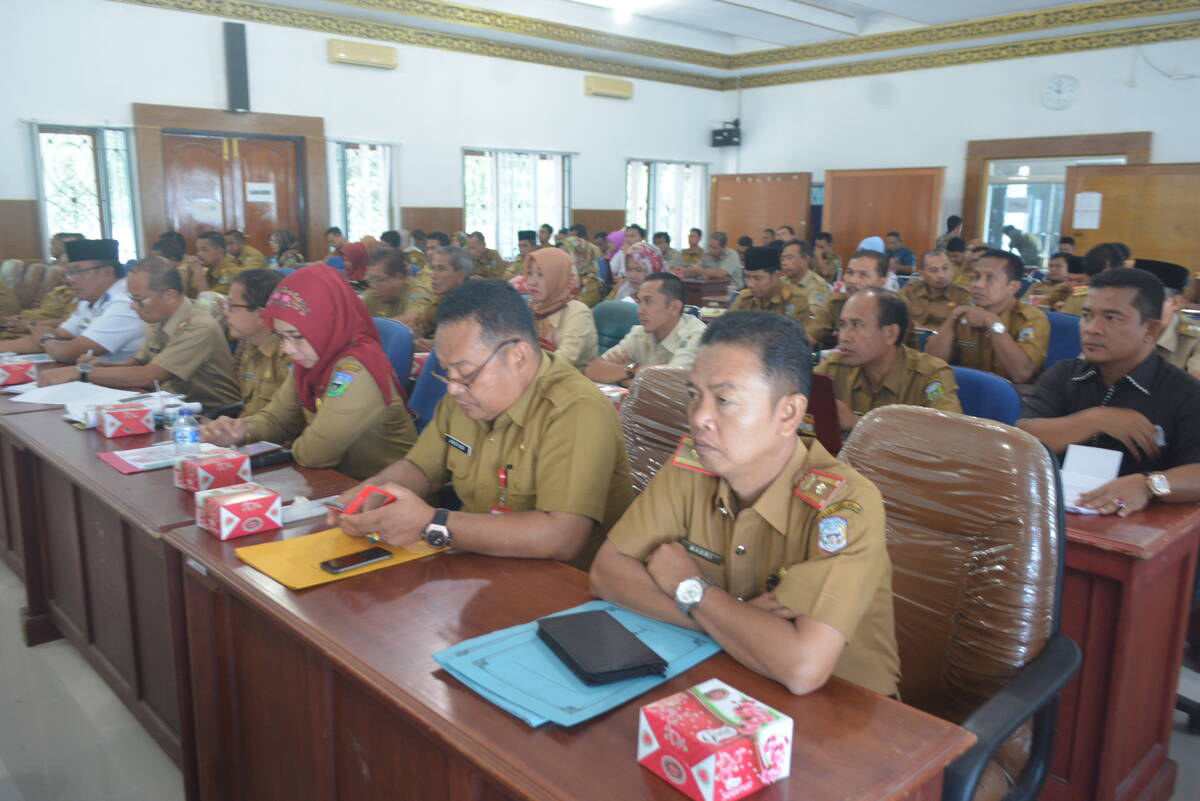 Bupati Buka Acara Paparan LKPJ Kepala SKPD Tahun 2017 Kepada Bupati Sarolangun