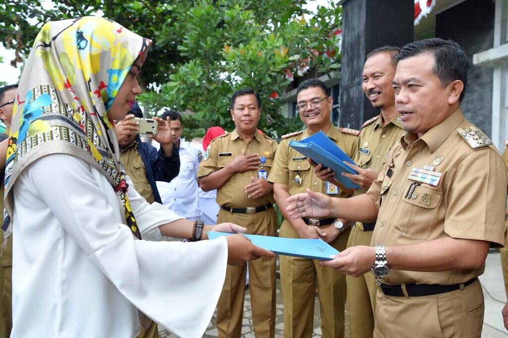 Bupati Ciptakan Bidan Tangguh untuk Desa Terpencil