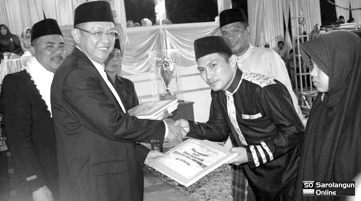 Bupati dan Wabup Beri Bonus Kepada Qori dan Qoriah Berprestasi