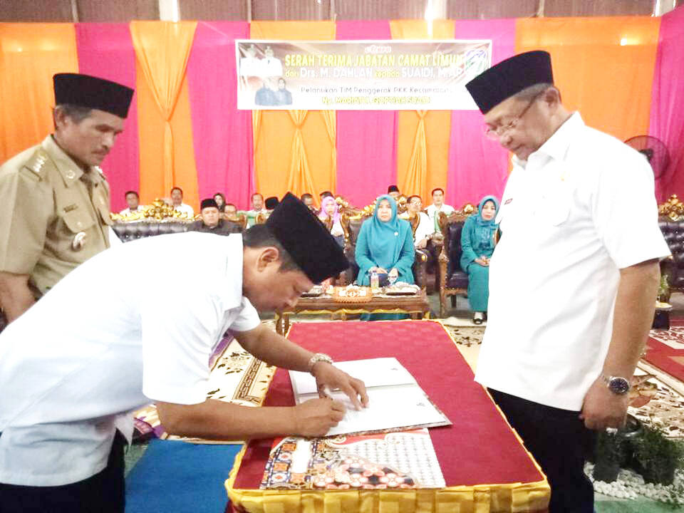 Bupati H Cek Endra Hadiri Sertijab Camat dan Pelantikan Ketua TP PKK Kecamatan Limun