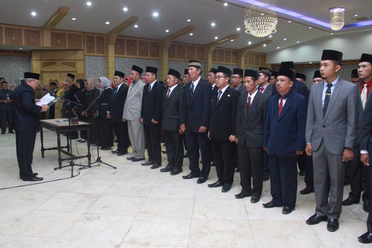 Bupati Lantik 53 Pejabat Eslon III dan IV
