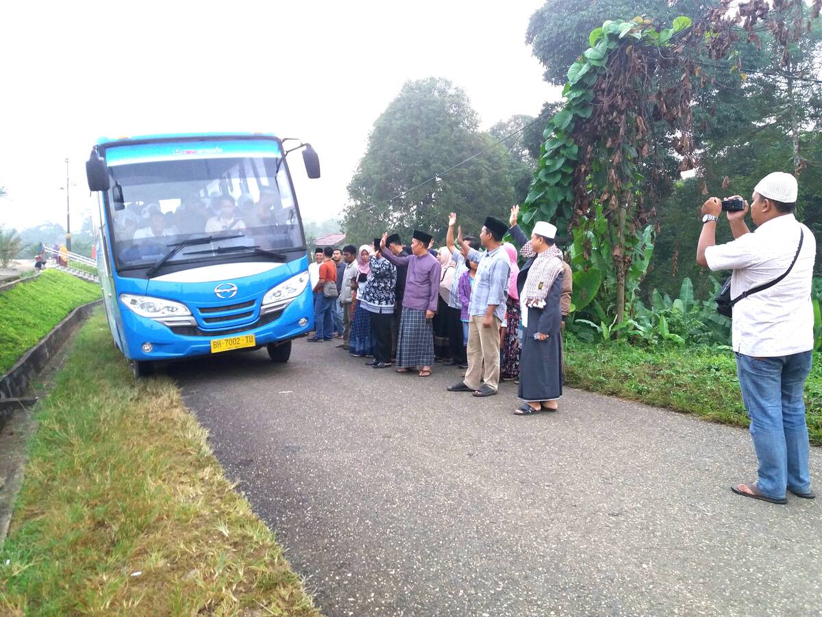 Bupati Lepas Keberangkatan Jemaah Calon Haji Tanjabtim