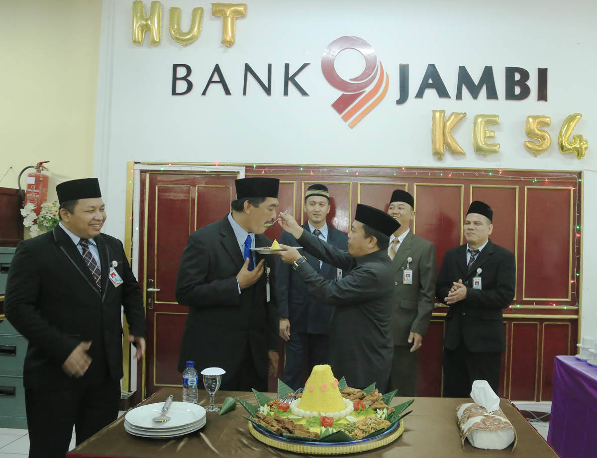 Bupati Merangin Beri Masukan Terhadap Bank Jambi