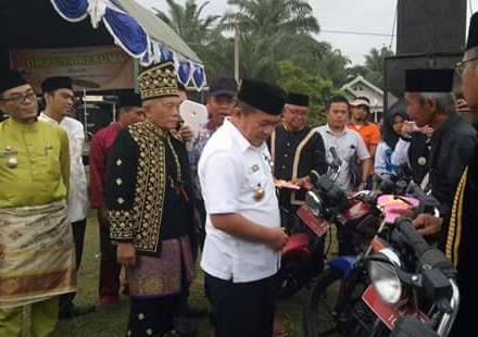 Bupati  Pertisun ke Desa Sri Sembilan