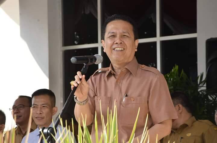 Bupati Serahkan 1400 Buku Tabungan KPM PKH Dan Kendaraan Pendamping PKH