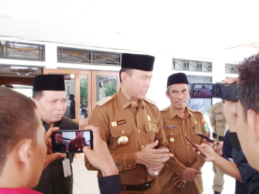 Bupati Sudah Tandatangani Surat Usulan Lanjutan Pelebaran Jalan Lintas Tebo 2 Jalur