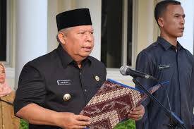 Bupati Tanjabbar Motivasi Peserta Olimpiade Manajemen Nasional