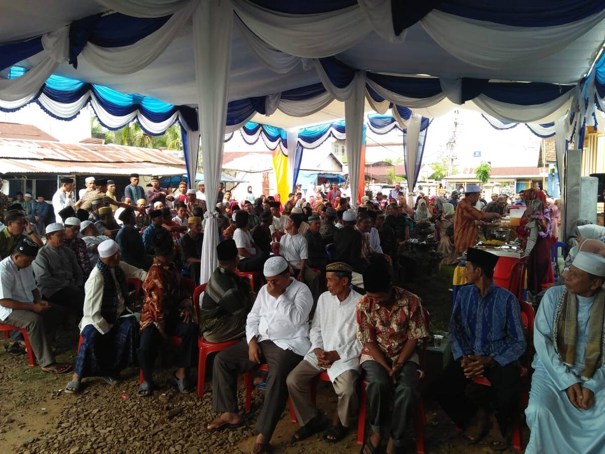 Bupati Tanjabtim Hadiri Halal Bi Halal di Nipah Panjang