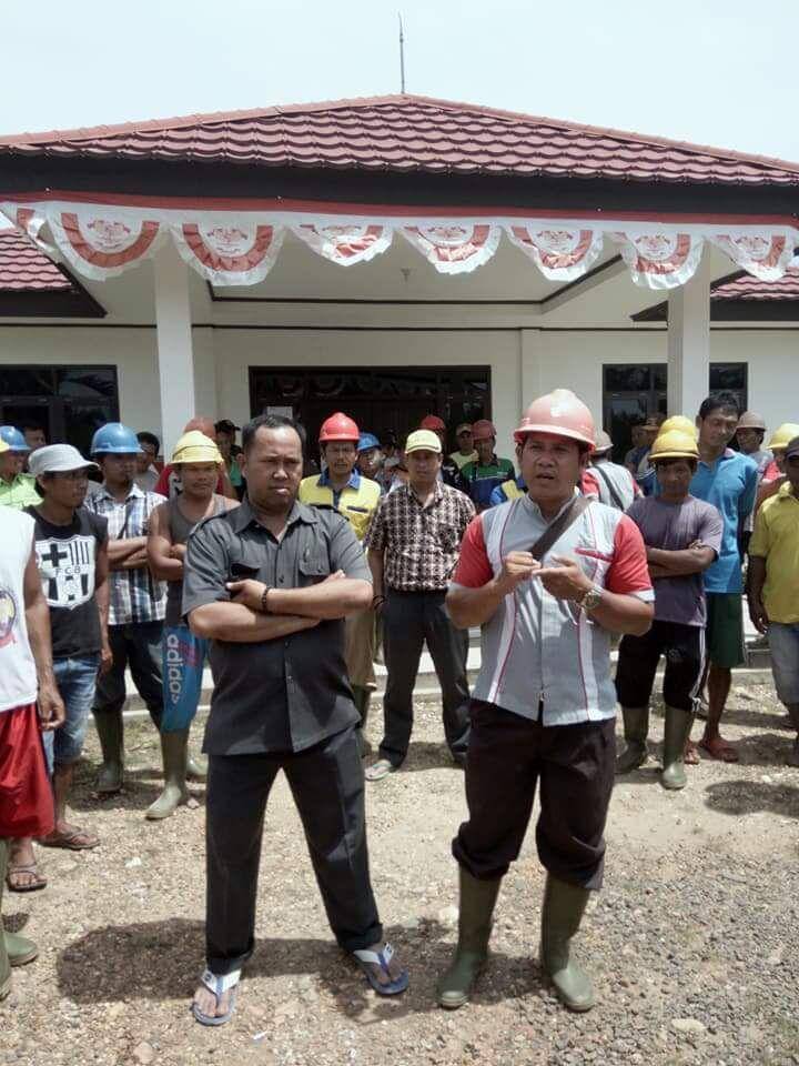 Buruh Karyawan PT.Tabora Mogok Kerja