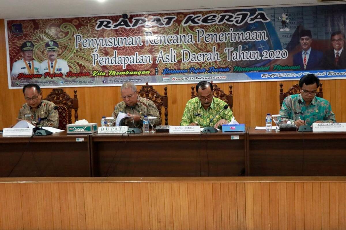 Camat dan Kades Harus Menjadi Garda Tedepan Optimalisasi PAD