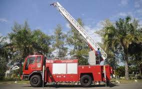 Damkar Butuh Mobil Crane