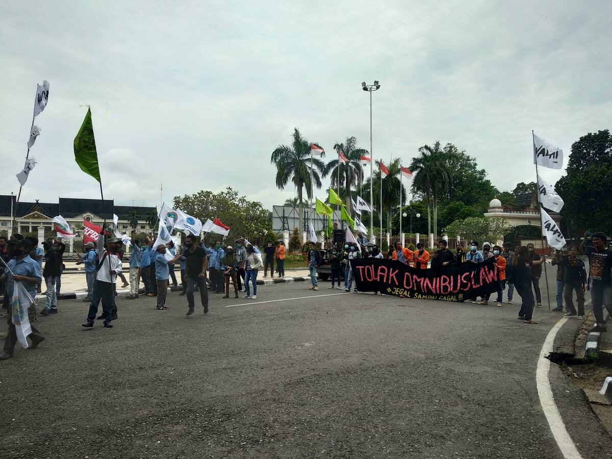 Dampak UU Ciptaker Terhadap PMI