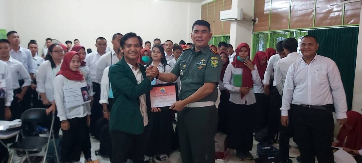 Dandempom Beri Kuliah Umum Pada Mahasiswa Fakultas Hukum Unbari