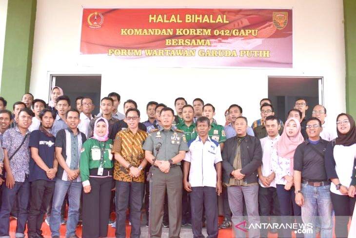 Danrem 042/Gapu Ajak Media Antisipasi Penyebaran Hoaks