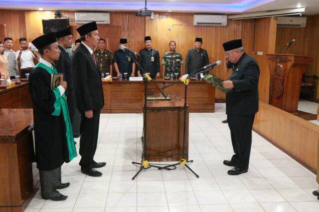 Dari  Jabatan Sekwan, Agus Sanusi Akhirnya Jabat Sekda Tanjabbar