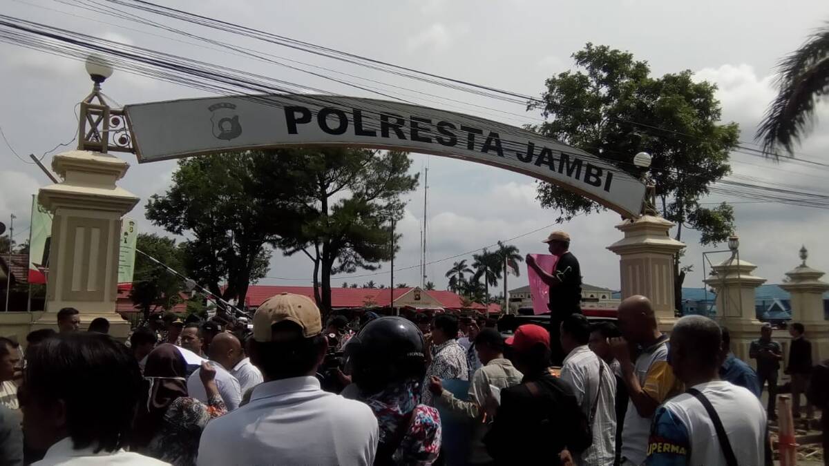 Diduga Curang, Tim Sani-Izi Laporkan ke DKPP
